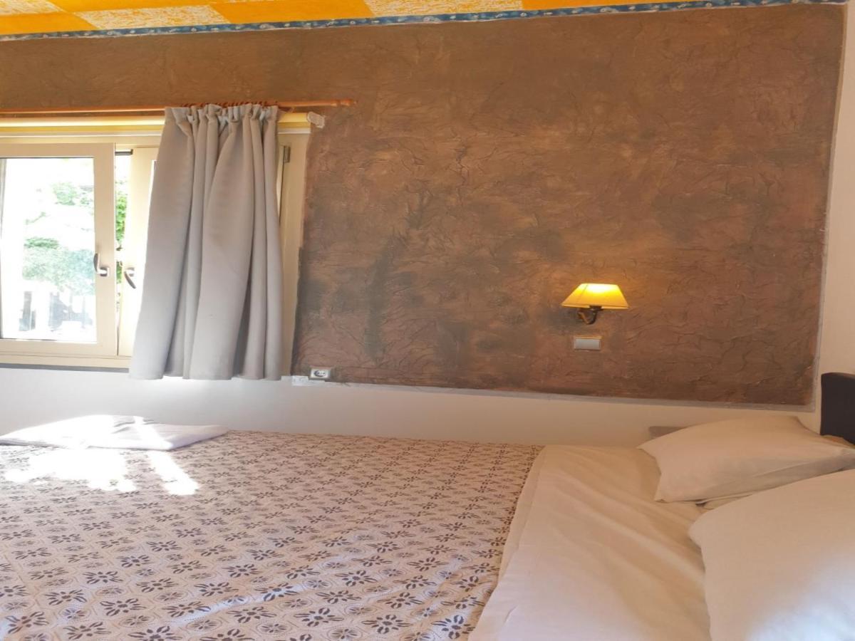 Room In Apartment - Beautiful And Spacious Room Near Cretan Sea Hersonissos  Bagian luar foto