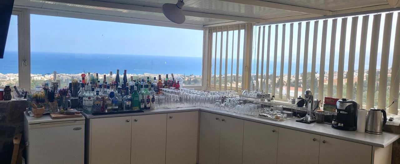 Room In Apartment - Beautiful And Spacious Room Near Cretan Sea Hersonissos  Bagian luar foto